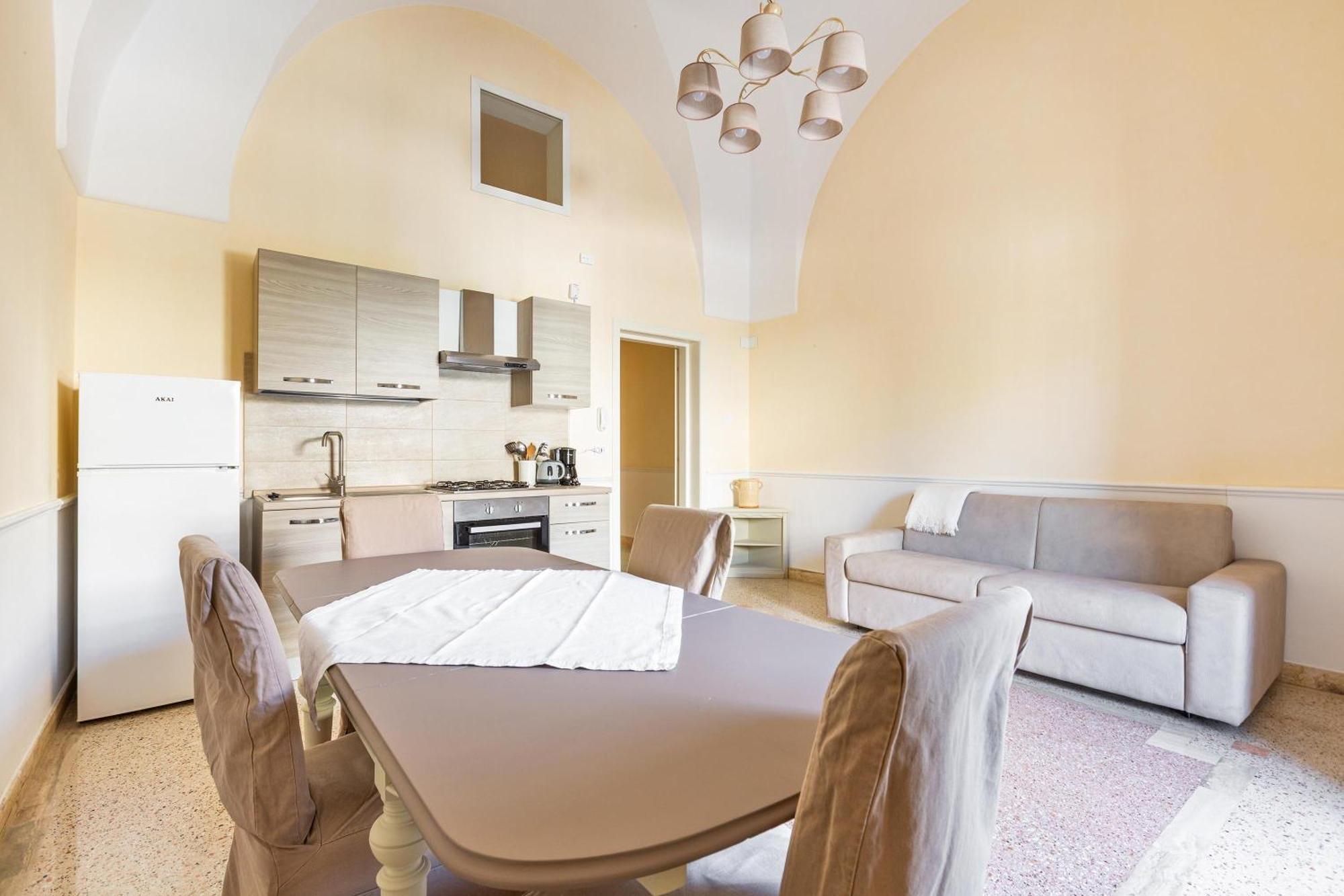 Dimora Le Tre Muse Guesthouse Lecce Kültér fotó