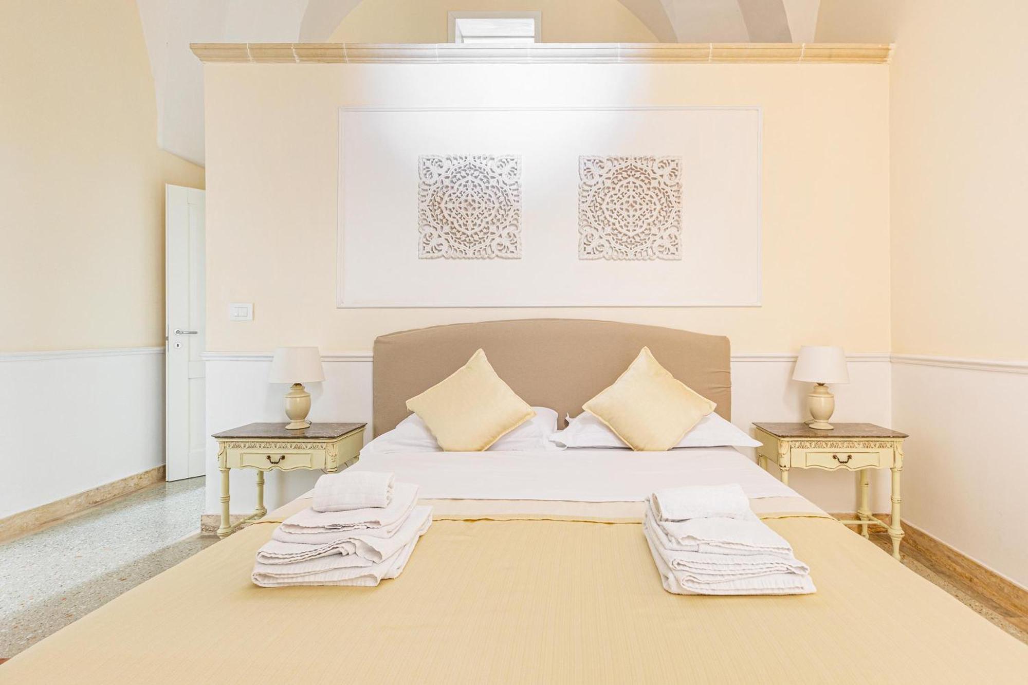 Dimora Le Tre Muse Guesthouse Lecce Kültér fotó